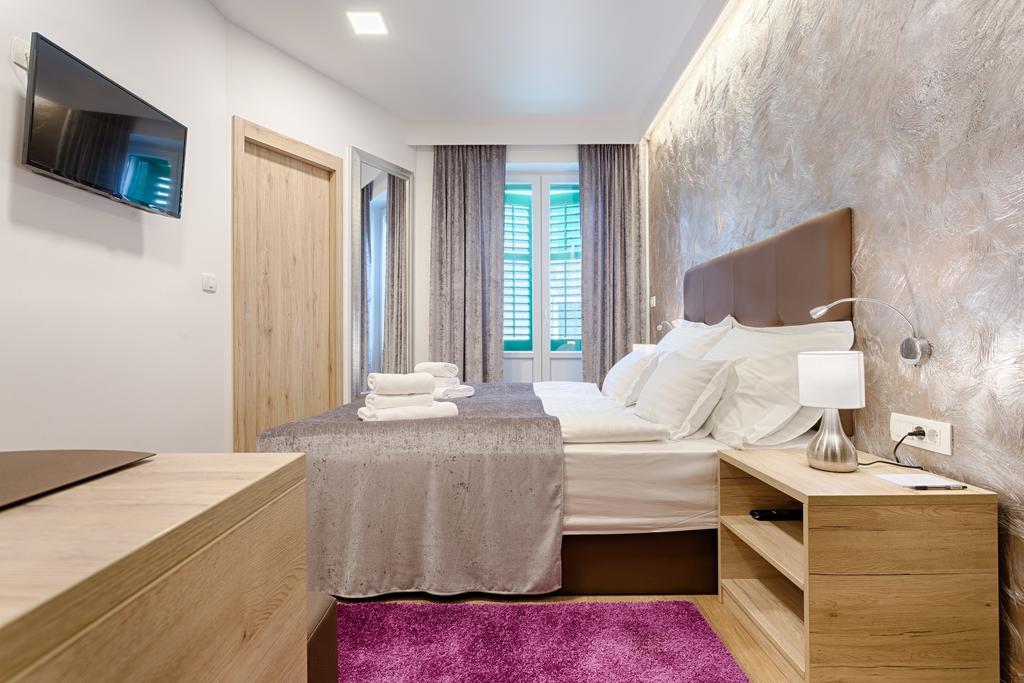 Central Pearl By Nono Ban Rooms Split Ngoại thất bức ảnh