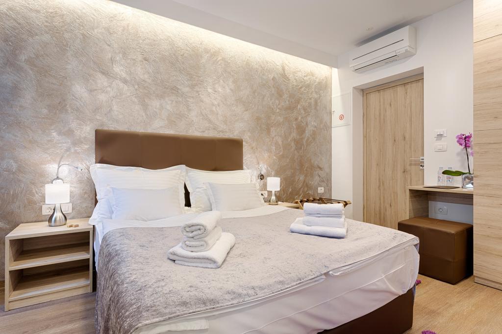Central Pearl By Nono Ban Rooms Split Ngoại thất bức ảnh